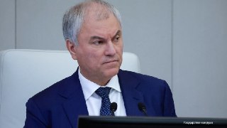 Володин предлагает депутатам Госдумы пройти военные сборы